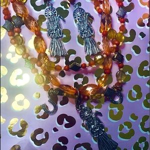 Juego de collar y aretes de La Niña (SM)